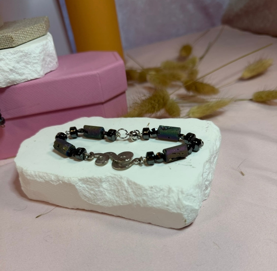 Mittnight Earrings